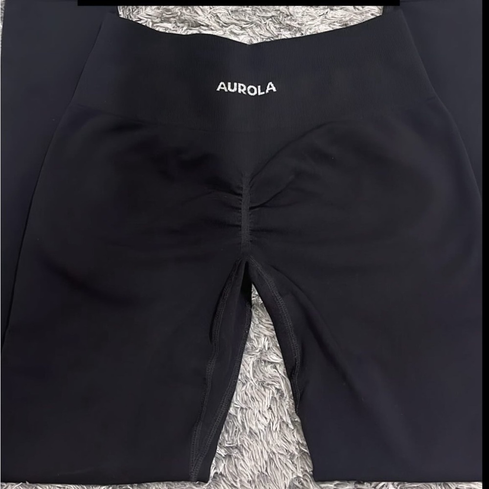Aurola black leggings sz small